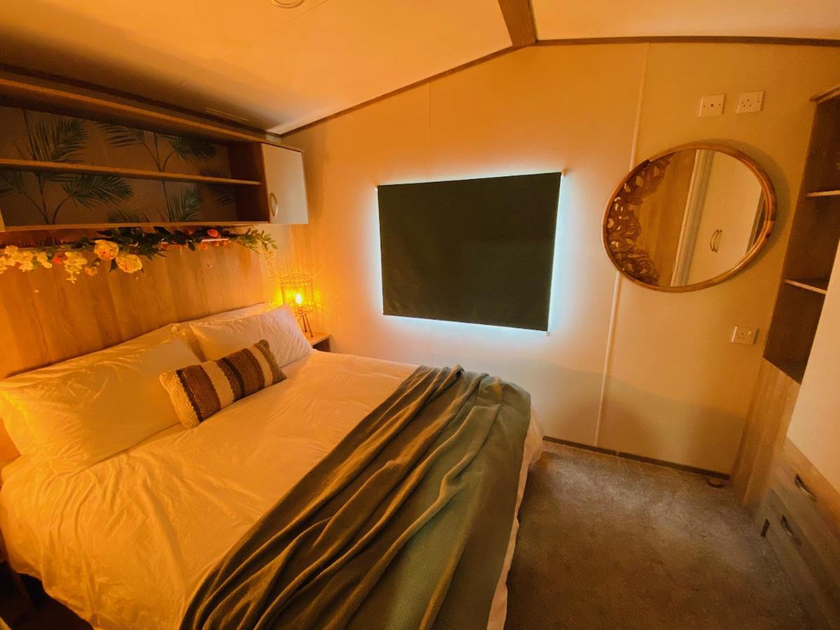 The Sanctuary Holiday Home - Escape The Ordinary 纳尔斯伯勒 外观 照片