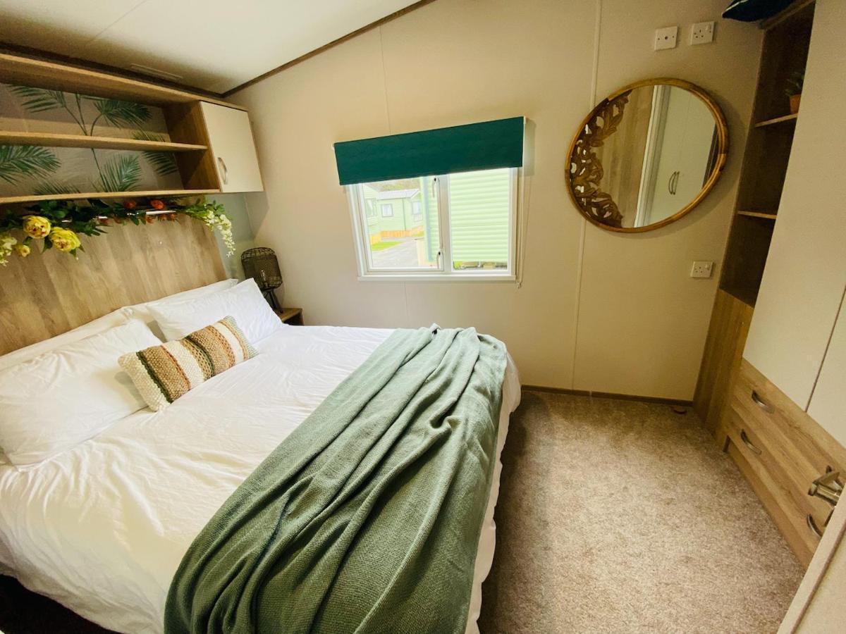 The Sanctuary Holiday Home - Escape The Ordinary 纳尔斯伯勒 外观 照片